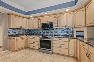 2233 Pinnacle Cir S, Palm Harbor, FL 34684 - Photo 6