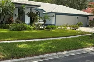 2233 Pinnacle Cir S, Palm Harbor, FL 34684 - Photo 1