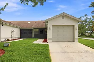 11712 Spring Tree Ln, Port Richey, FL 34668 - Photo 32