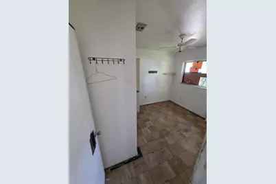 1028 Sunshine Drive E, Lakeland, FL 33801 - Photo 12