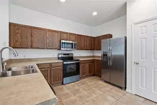 12725 Sunland Ct, Tampa, FL 33625 - Photo 14