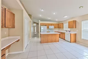 3945 Hampton Hills Dr, Lakeland, FL 33810 - Photo 12
