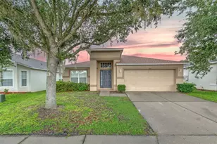 3945 Hampton Hills Dr, Lakeland, FL 33810 - Photo 1