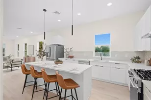2142 5th Ave N, Saint Petersburg, FL 33713 - Photo 2