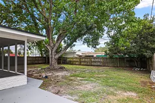 482 Oakwood Dr, Dunedin, FL 34698 - Photo 30