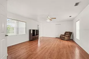 2500 62nd Ave S, Saint Petersburg, FL 33712 - Photo 6