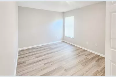 1013 E Eskimo Avenue, Tampa, FL 33604 - Photo 16