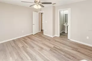 1013 E Eskimo Ave, Tampa, FL 33604 - Photo 10