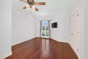 1100 Tortuga Cir NE, Saint Petersburg, FL 33702 - Photo 26