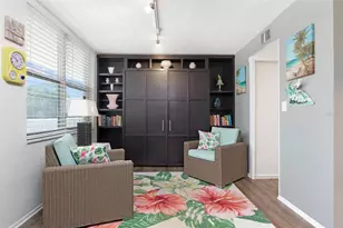 4720 Locust St NE, Saint Petersburg, FL 33703 - Photo 6