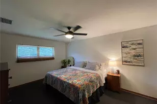 879 S Terrace Dr, Eagle Lake, FL 33839 - Photo 16