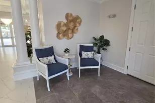 1064 N Tamiami Trl, Sarasota, FL 34236 - Photo 2