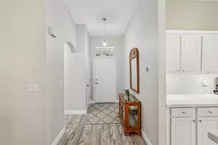 2247 Worthington Greens Dr, Sun City Center, FL 33573 - Photo 4