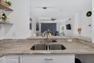 2612 Robert Trent Jones Dr, Orlando, FL 32835 - Photo 4
