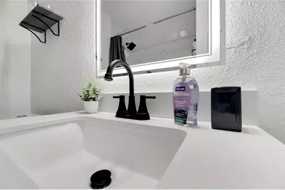 4513 W McElroy Avenue, Tampa, FL 33611 - Photo 20