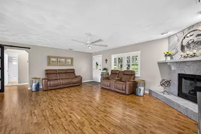 17380 Sweetwater Road, Dade City, FL 33523 - Photo 12