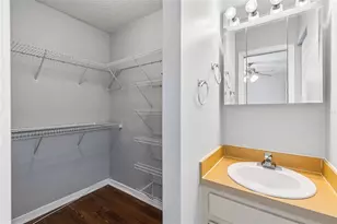 111 S Lauber Way, Tampa, FL 33609 - Photo 20