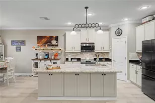 10427 Hyannisport Loop, San Antonio, FL 33576 - Photo 32