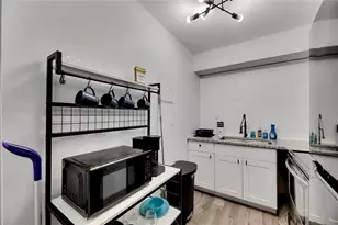 4511 W McElroy Ave, Tampa, FL 33611 - Photo 8