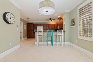 525 Mandalay Ave, Clearwater Beach, FL 33767 - Photo 12