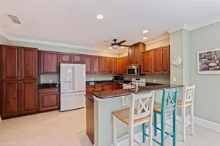 525 Mandalay Ave, Clearwater Beach, FL 33767 - Photo 14