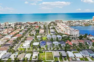 17610 1st St E, Redington Shores, FL 33708 - Photo 8