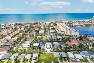 17610 1st St E, Redington Shores, FL 33708 - Photo 14
