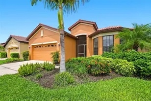 229 Silver Falls Dr, Apollo Beach, FL 33572 - Photo 2