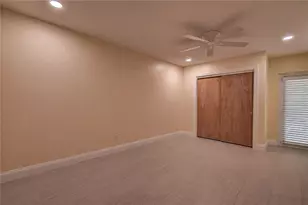 1247 Monticello Blvd N, Saint Petersburg, FL 33703 - Photo 52