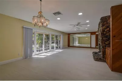 1247 Monticello Boulevard N, Saint Petersburg, FL 33703 - Photo 14
