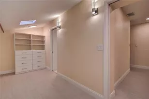 1247 Monticello Blvd N, Saint Petersburg, FL 33703 - Photo 30