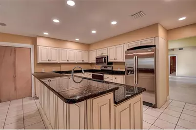 1247 Monticello Boulevard N, Saint Petersburg, FL 33703 - Photo 24