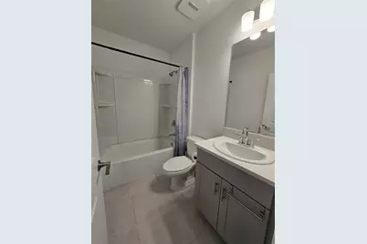 11207 Fieldstone Drive, Palmetto, FL 34221 - Photo 8