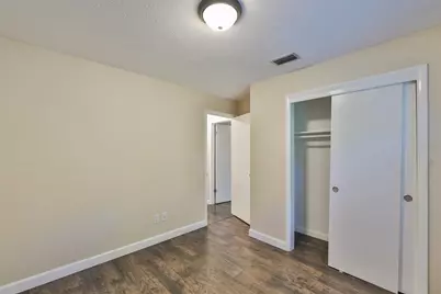105 N Kingsway Road, Seffner, FL 33584 - Photo 22