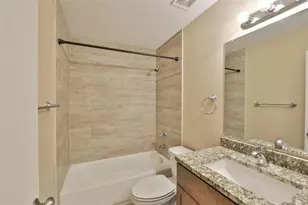 105 N Kingsway Rd, Seffner, FL 33584 - Photo 18