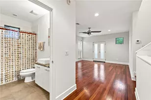 212 S Moody Ave, Tampa, FL 33609 - Photo 6