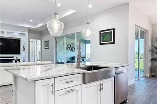 5216 Lake Venice Dr, Wimauma, FL 33598 - Photo 8