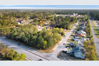 4380 Azora Road, Spring Hill, FL 34608 - Photo 10