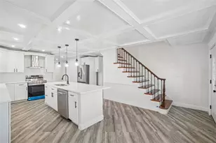 1810 Maryland Ave NE, Saint Petersburg, FL 33703 - Photo 4