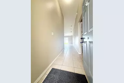 6429 Pine Top Way, Wesley Chapel, FL 33545 - Photo 2