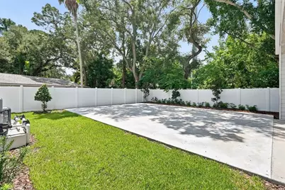 10040 59th Avenue N, Saint Petersburg, FL 33708 - Photo 18