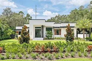 10040 59th Ave N, Saint Petersburg, FL 33708 - Photo 4
