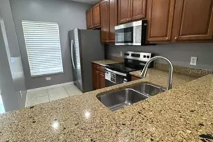8542 Brushleaf Way, Tampa, FL 33647 - Photo 6