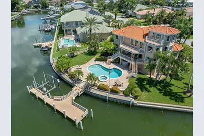 205 6th Street E, Tierra Verde, FL 33715 - Photo 82