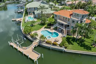 205 6th St E, Tierra Verde, FL 33715 - Photo 82