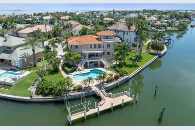 205 6th Street E, Tierra Verde, FL 33715 - Photo 78