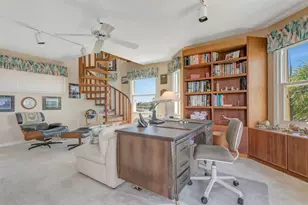 205 6th St E, Tierra Verde, FL 33715 - Photo 38