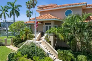 205 6th St E, Tierra Verde, FL 33715 - Photo 8