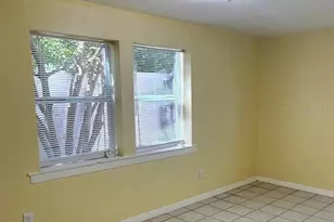 5999 28th St N, Saint Petersburg, FL 33714 - Photo 8