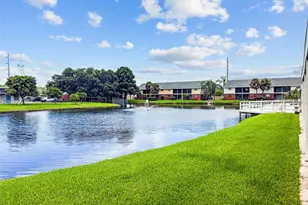 200 Country Club Dr, Largo, FL 33771 - Photo 38